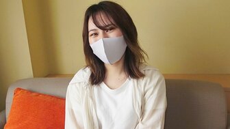 FC2PPV 2260544 多毛女生特別淫蕩 被手指摳到大量潮吹喪叫內射