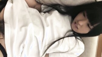 用震蛋把騷氣妹子玩弄在掌心之中 抽插小穴再顏射小母狗