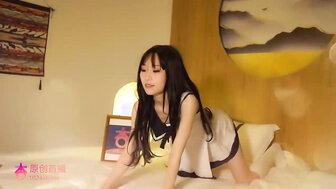 可愛學生與金主爸爸玩遙控跳蛋 被男同學撞見 猛幹白虎穴