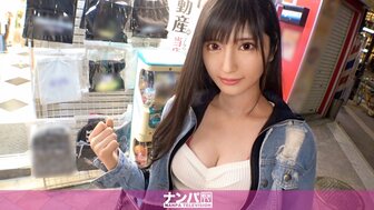 200GANA2589 街上請正妹吃熱狗變成回摩鐵吃肉棒