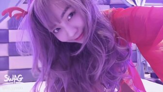 聖誕老公公來送禮物 給可愛小鹿小媛一炮