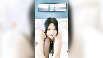 極品騷少婦高跟黑絲操逼 老公還覺不夠騷換上護士服再繼續