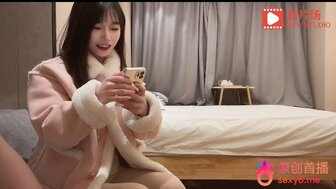 白晢漂亮大學生因整容下海約炮 被狠狠地操騷叫不停