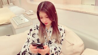 FC2PPV3216011 令人嘆為觀止的迷人美女被無套內射無毛穴
