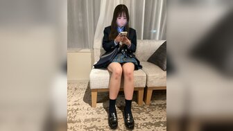 FC2PPV3289780 純潔18歲青春學妹被大屌猛操粉嫩一線穴和口 面露痛苦表情[Part1]