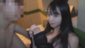 FC2PPV3859741 難以拒絕甜美漂亮OL的要求 滿足她的要求內射了她[Part1]