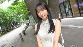 200GANA2944 表面乖巧清純的美女被弄得淫水噴發