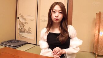 230ORECO524 被巨雞巴吸引著的淫蕩人妻做完後非常滿足