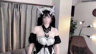淫娃美少女女僕裝啪啪非常誘人