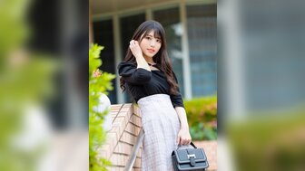 328HMDNV676 明星臉美人妻秒變痴女騎上肉棒上狂搖榨精