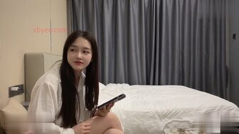 約操可愛甜美妹子有初戀的感覺 瘋狂輸出騷叫不停