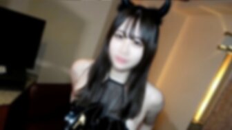 FC2PPV4124795 高挑雪白美女小惡魔Cosplay這麼可愛把精子全都射進小穴裡