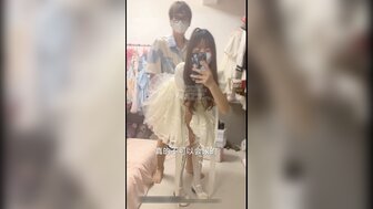 淫蕩少女穿著婚紗啪啪 大叫我不行很想尿尿淫水一地