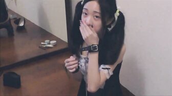 穿著女僕裝的雙馬尾留學生 被洋屌綁起來狂操顏射滿臉