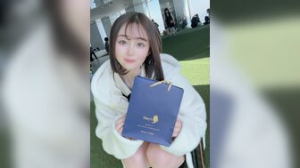 FC2PPV4330669 可愛萌妹讓人想把她立即推倒 中出膚白女大生