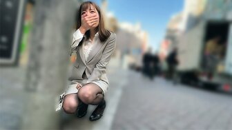230ORECO661 高冷OL姐姐首次體驗遙控震蛋 被震的高潮泛力蹲在街上無法站立