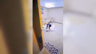 真實空姐下機後到酒店母狗式調教