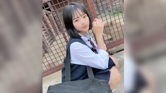 FC2PPV4448608 害羞清純的JK在畢業前被男人野外中出染污