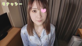 FC2PPV4472101 可愛上班族性格開朗穿著睡衣做愛