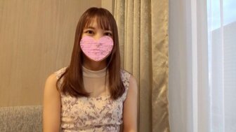 FC2PPV4528582 出眾的美貌和熟練的技巧 令人大量中出榨精