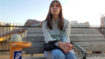 FC2PPV4547770 18歲青澀美少女處女喪失 剛插入很痛的表情[Part1]