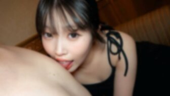 FC2PPV4544859 樣子可愛甜美正妹原來是個變態 三穴全開激情內射