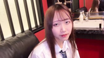 FC2PPV4566637 看著可愛漂亮學生出外兼職那麼辛苦 想要一個一石二鳥的方法[Part1]