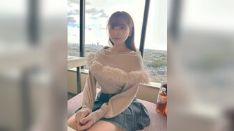 FC2PPV4568526 爆乳19歲學生為了金錢在鏡頭前啪啪被中出