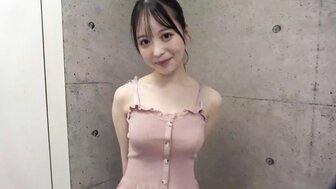 FC2PPV4568978 極可愛膚白美人修長苗條身材口技了得 口爆滿滿