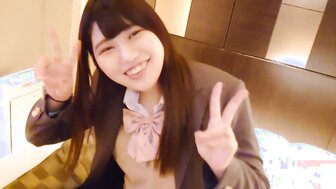 FC2PPV4580122 制服少女擁有一雙美腿淫蕩個性 一定要內射到懷孕