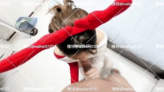 後入爆操可愛聖誕小麋鹿 射滿滿騷穴