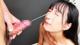 FC2PPV4579728 笑容天真爛漫的可愛女孩超愛口交大量顏射