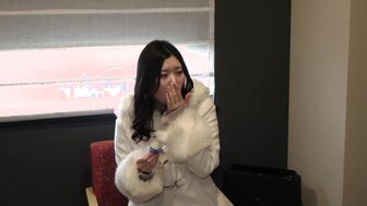FC2PPV4642132 不一樣的女神 完美美女來了白虎嫩穴淫水直流