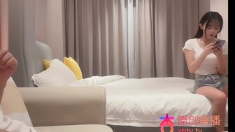 探花雪白滑嫩18歲少女既清純又淫蕩 嬌嗲呻吟聲很動聽