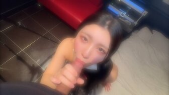 FC2PPV4652724 純情學生Mikuru搖動她淫蕩G奶乞求中出
