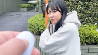 FC2PPV4661583 21歲美胸女孩羞恥地玩弄遙控震動器 回家要狠狠中出她的水潤淫穴