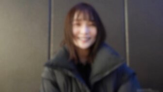 FC2PPV4664973 擁有完美笑容仙氣美女粉嫩乳頭白虎嫩穴被大屌插入