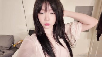 仙氣正妹吃棒技術一流 樣子超騷非常誘人