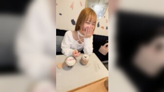 FC2PPV4666067 純情可愛笑容甜美地下偶像激情啪啪大汗淋漓