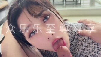 極品美女口交清純樣子真迷人