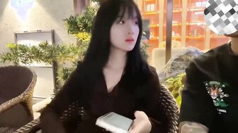 超粘人的清純女友讓人充滿征服欲 想狠狠猛操一番