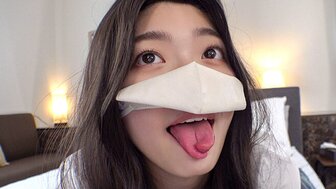 FC2PPV4692502 發掘了一個蛇舌女大生超強口技 在她陰道深處射精讓她瘋狂高潮[Part1]