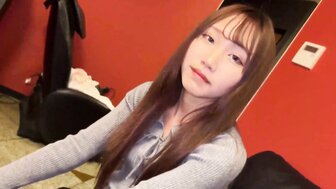 FC2PPV4701049 被當成自慰杯一樣的美女 不停喊著啊啊要來了 把濃稠精液灌滿她的小穴[Part1]