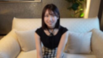 FC2PPV4736949 討人歡喜的可愛又漂亮的女大生表面清純害羞 原來是一個超愛雞巴的騷女