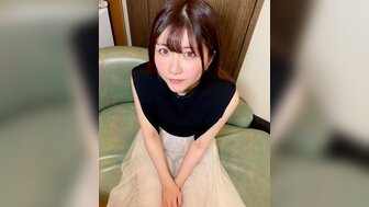 FC2PPV4737444 夏日為我帶來美女 讓她為我清潔臭臭肉棒