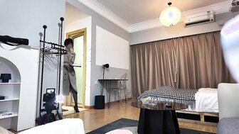 實習生為了能夠轉成正式員工 出賣身體為老闆深喉口交毒龍