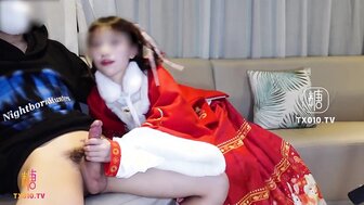 醉倒的人妻誤入別人的酒店房間 把陌生人的肉棒當成老公的不斷吸吮