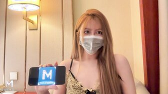 魔鬼身材正妹OL打扮勾引外賣員