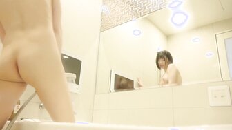 FC2PPV4757416 受歡迎的按摩女孩擁有可愛的臀部和友善的笑容 毫不留情內射她的小穴[Part2]