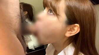 FC2PPV4884781 奉男友之命下班後去伺候另一個男人 被他巨大的雞巴從後面猛操滾燙的精液灌滿身體